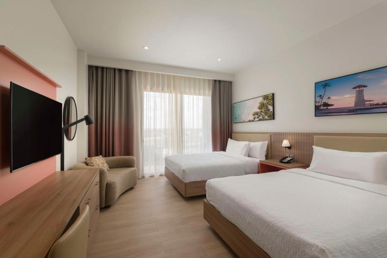 Hilton Garden Inn La Romana Extérieur photo